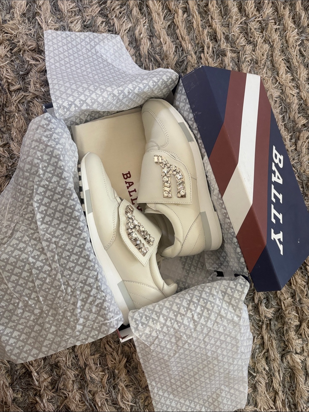 Rare Bally Switzerland GIADA Stone Ivory Lambskin Crystal B-Wings Sneakers 36 - Picture 14 of 15